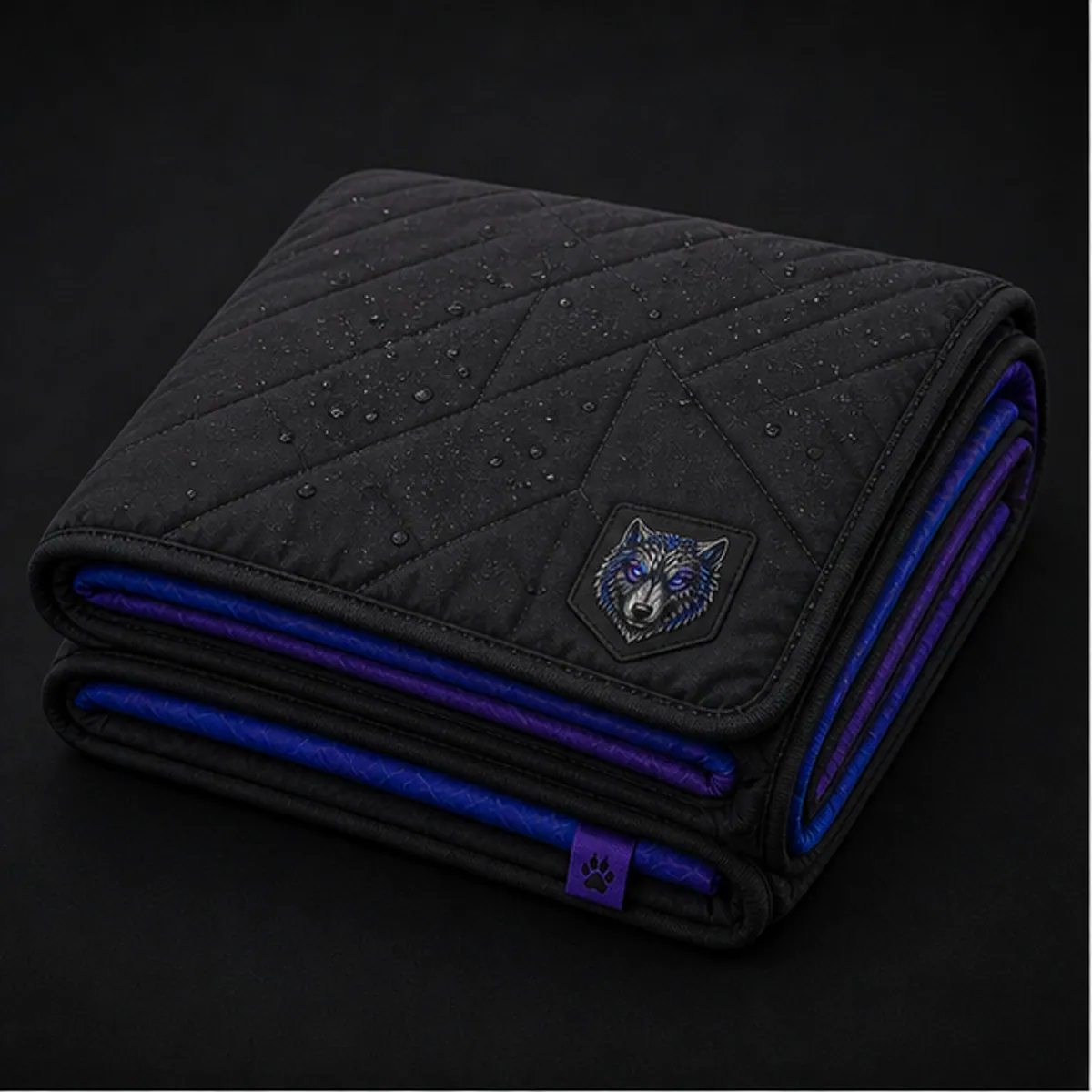 Pack Camp Blanket front product concept